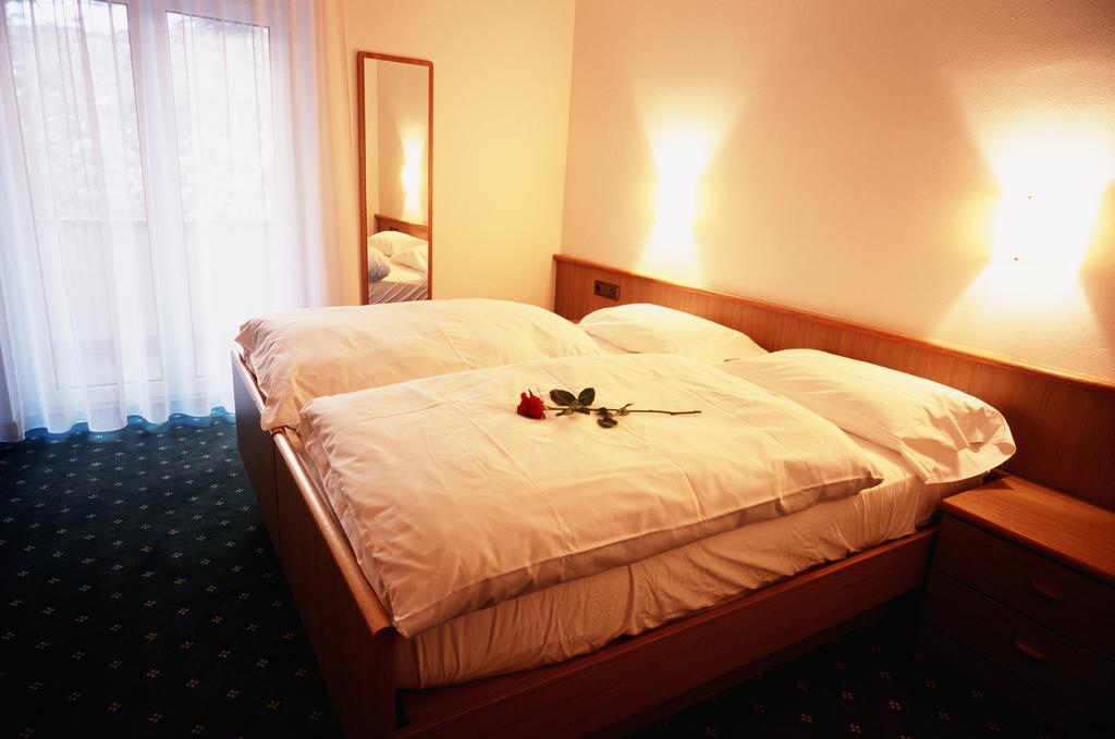 Residence Frea Selva di Val Gardena Phòng bức ảnh