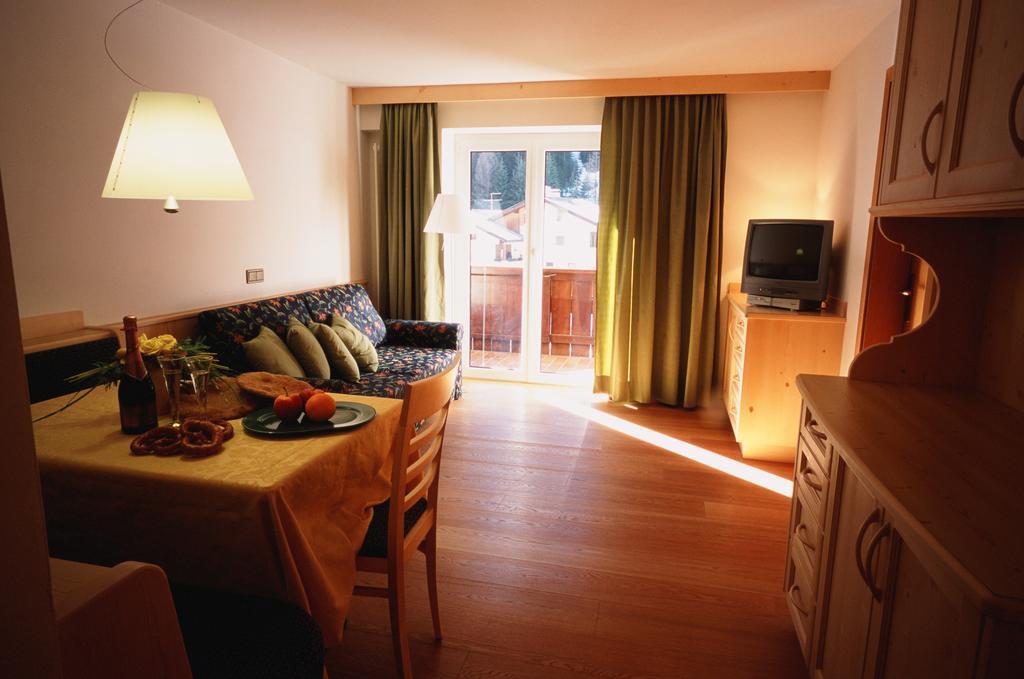 Residence Frea Selva di Val Gardena Phòng bức ảnh