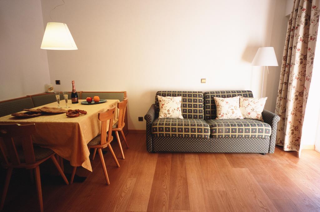Residence Frea Selva di Val Gardena Phòng bức ảnh